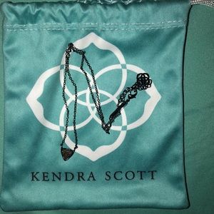 kendra scott pendant